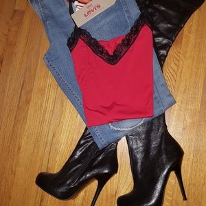 Stylish Brand New 524 Skinny Levis